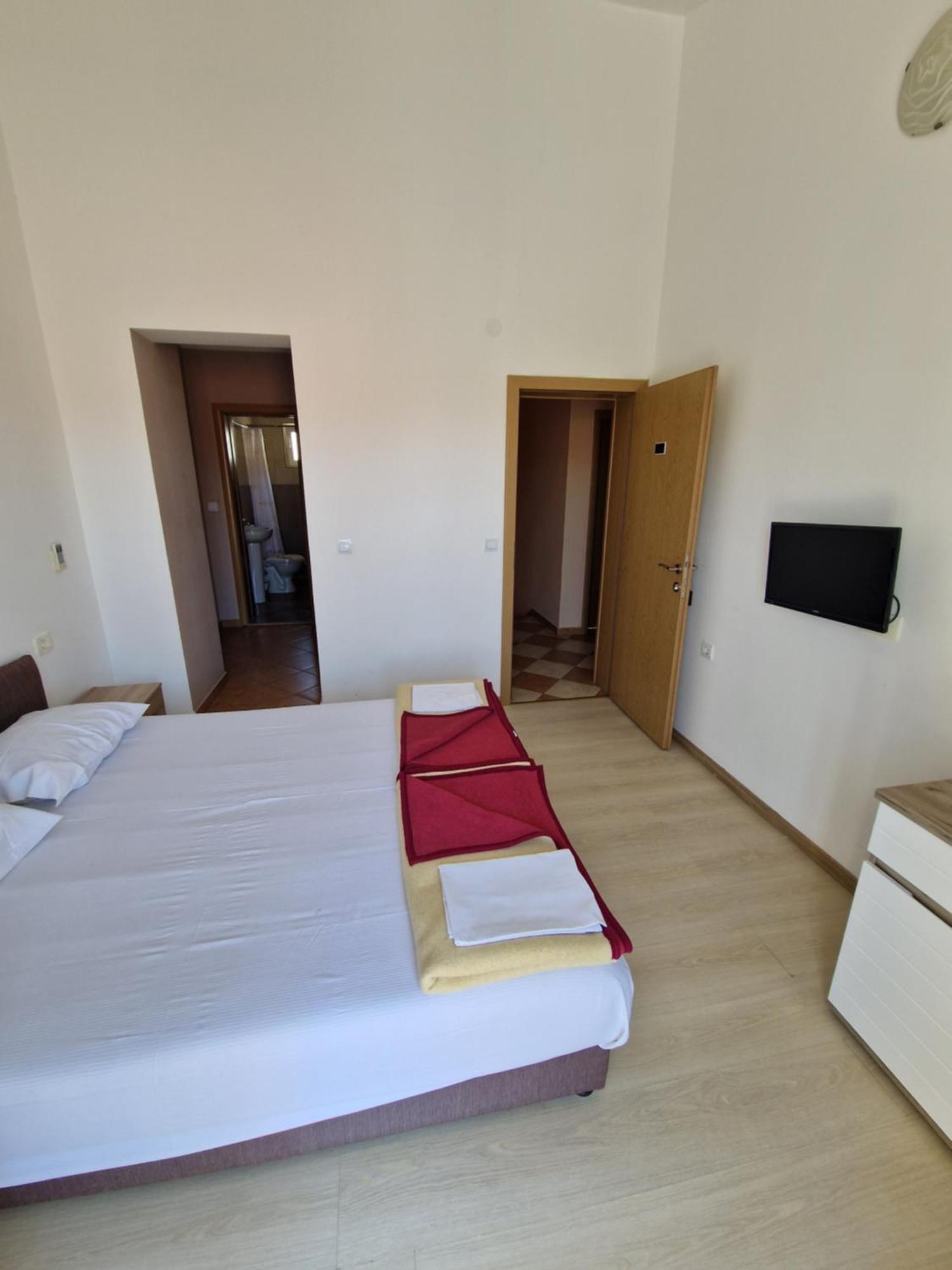 Guest House Damjana Budva Exterior foto