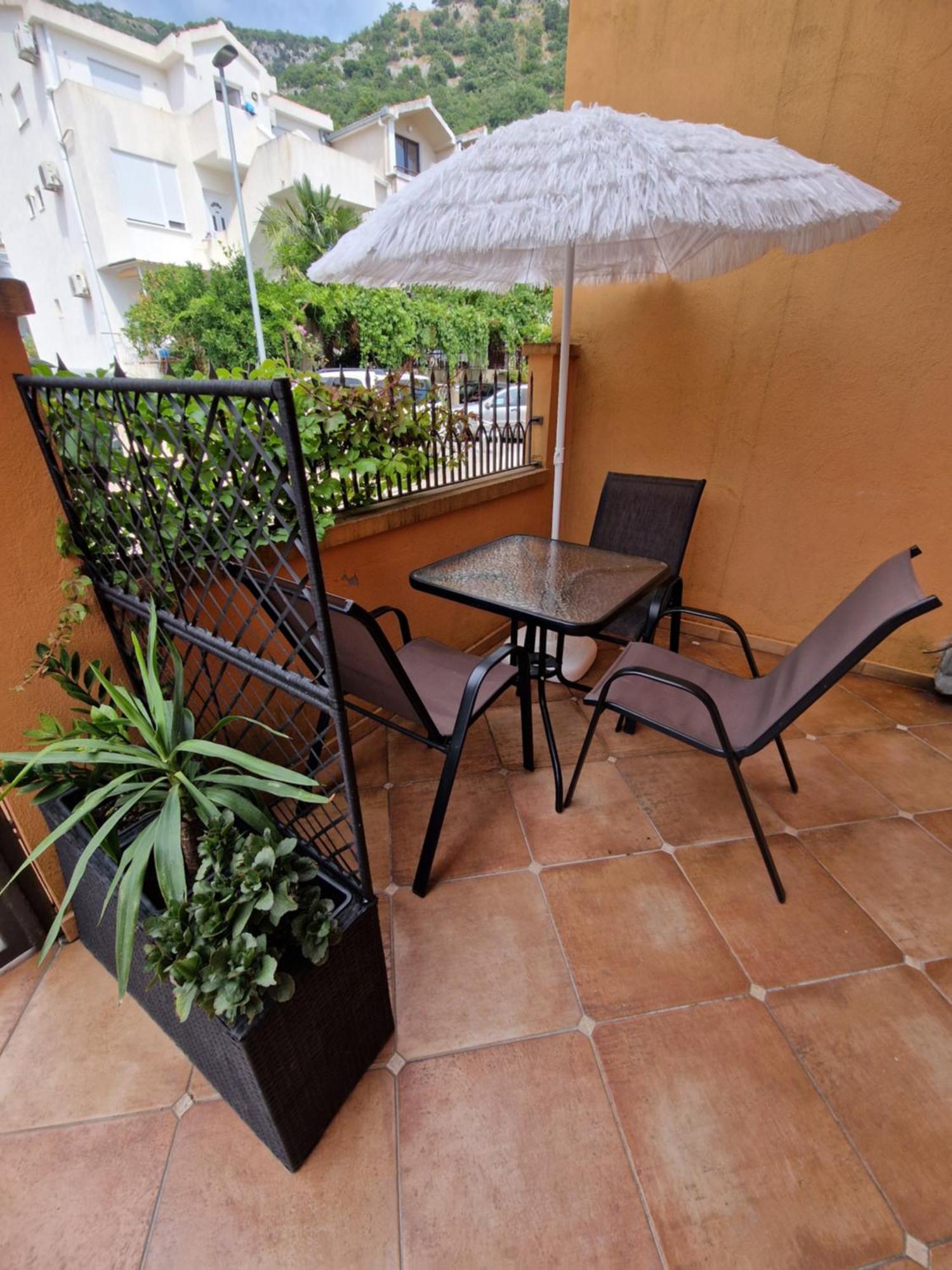 Guest House Damjana Budva Exterior foto